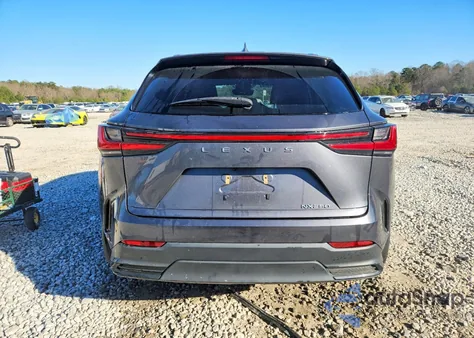 2022 Lexus Nx 250 z USA, uszkodzony, nr VIN JTJADCAZ0N2001956